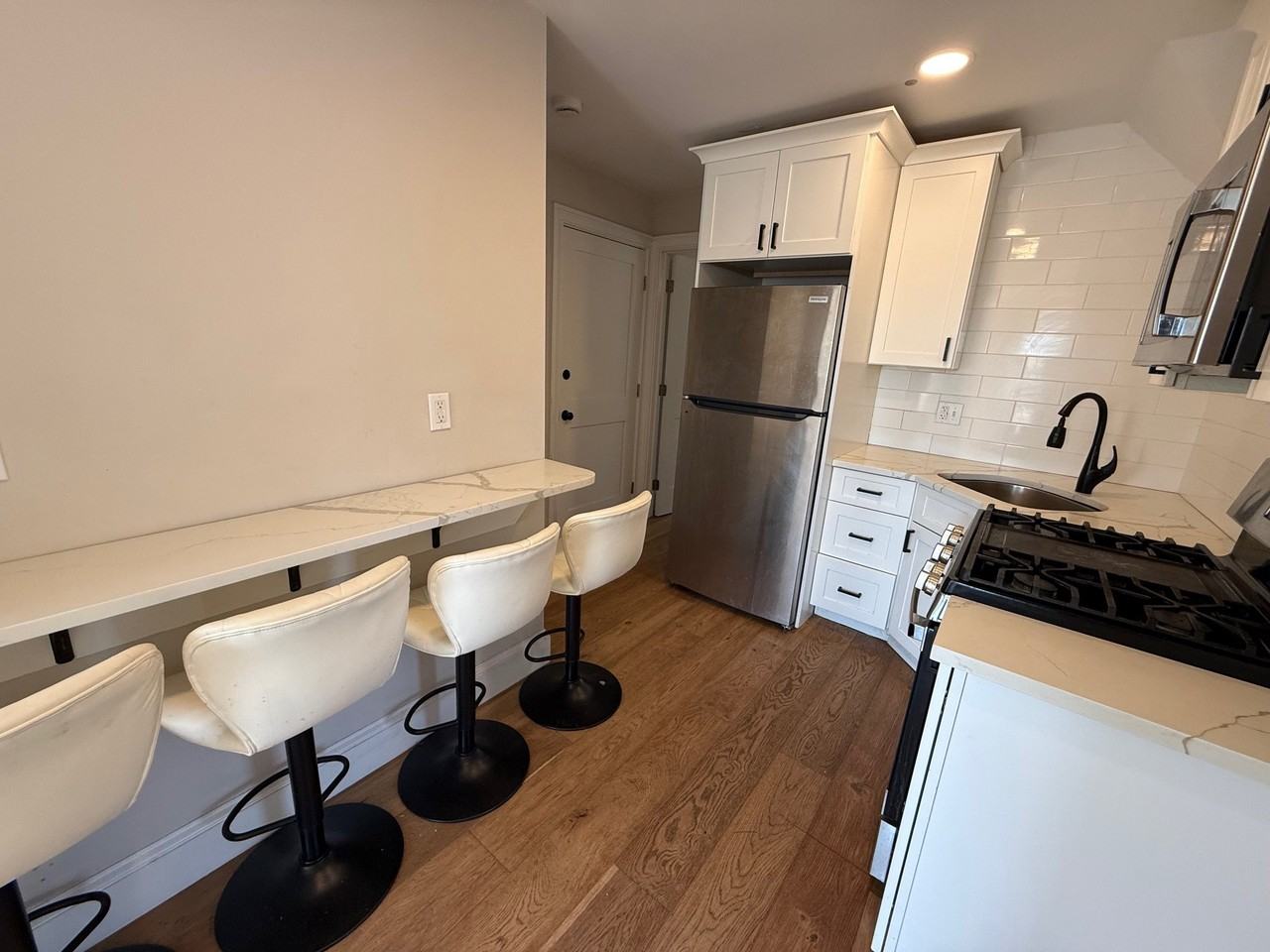 180 Dana Ave #3 - Photo 5 of 14