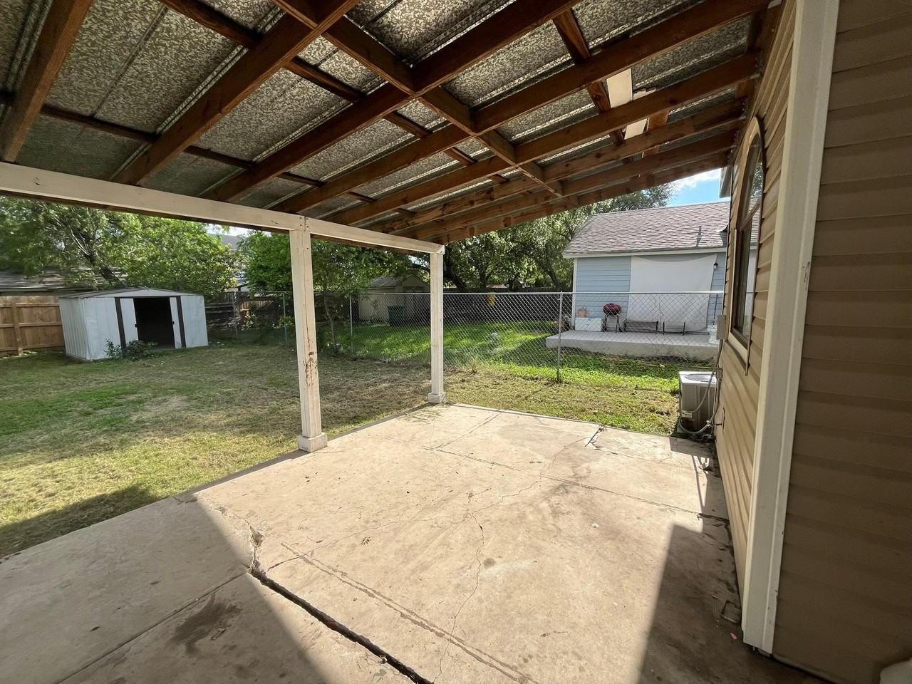 5990 Catalina Sunrise Dr - Photo 3 of 17