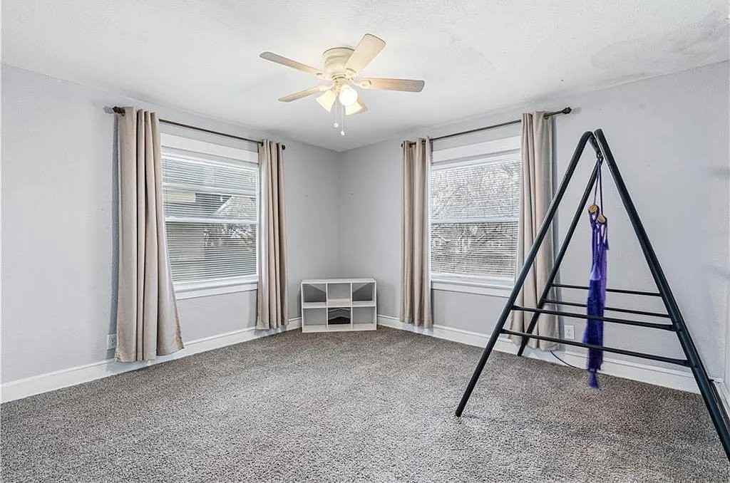 3346 Benton Blvd - Photo 3 of 11