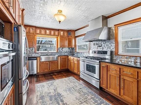3346 Benton Blvd - Photo 4 of 11