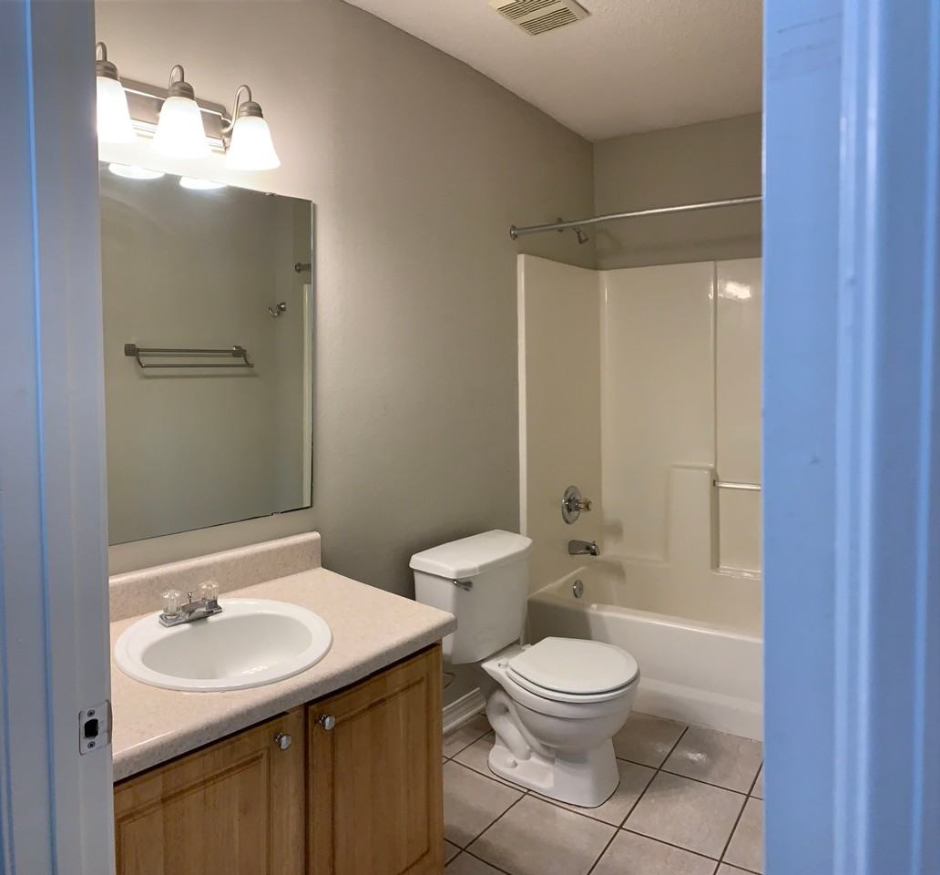 5957 Savannah Dr - Photo 2 of 5