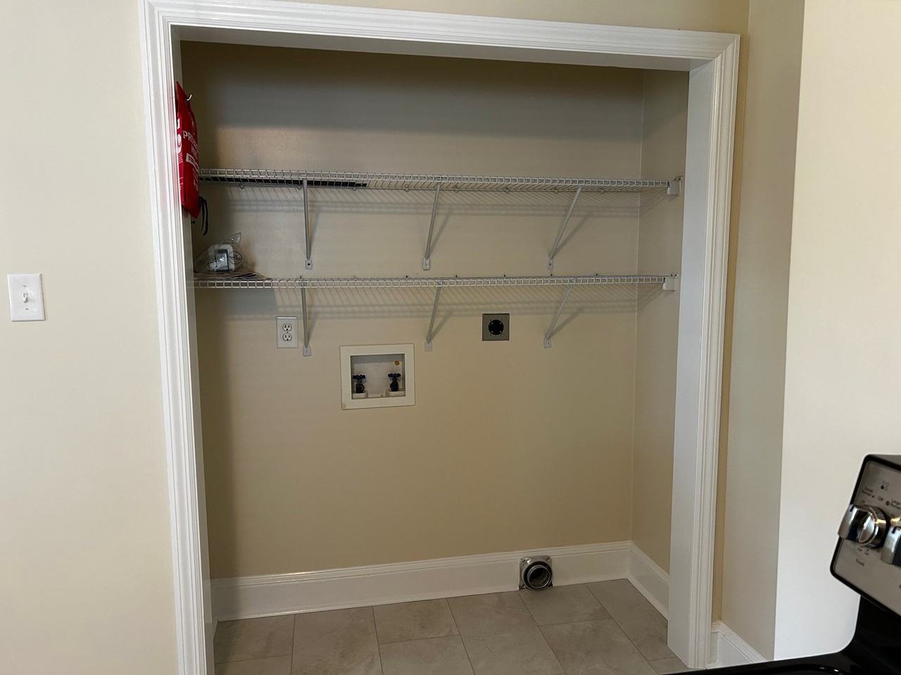 423 E Radiance Dr - Photo 4 of 20