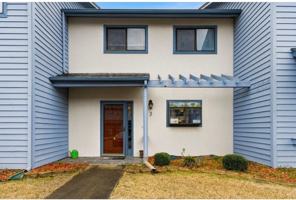 featured image of 775 Plantation Dr