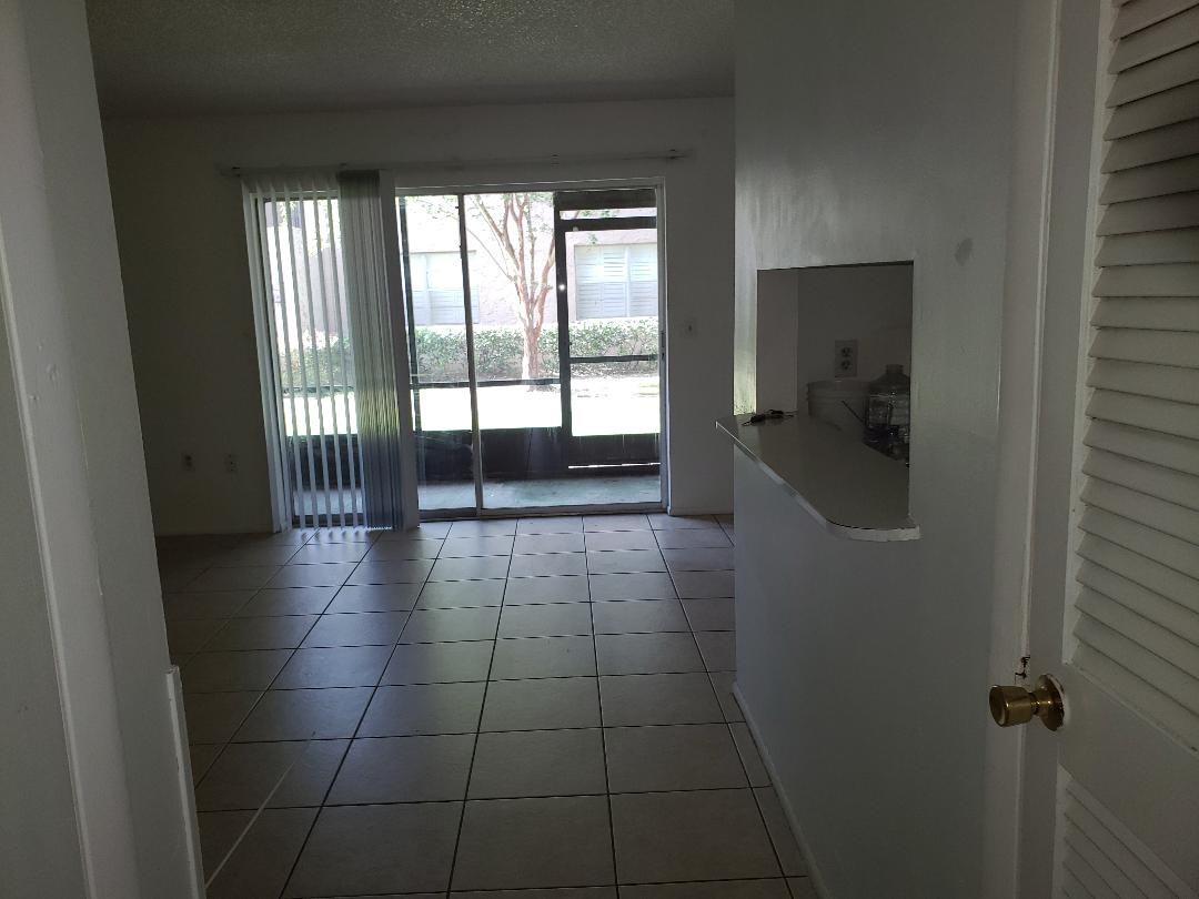 1157 Calle Del Norte #B - Photo 4 of 13