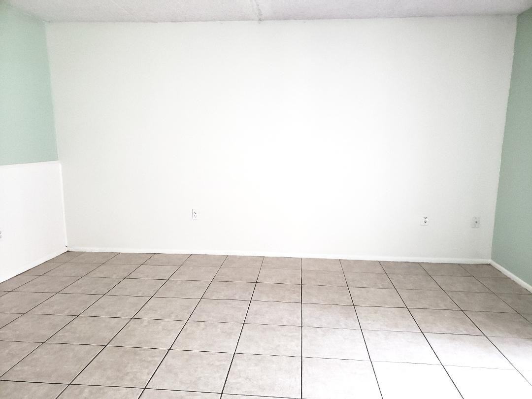 1157 Calle Del Norte #B - Photo 5 of 13