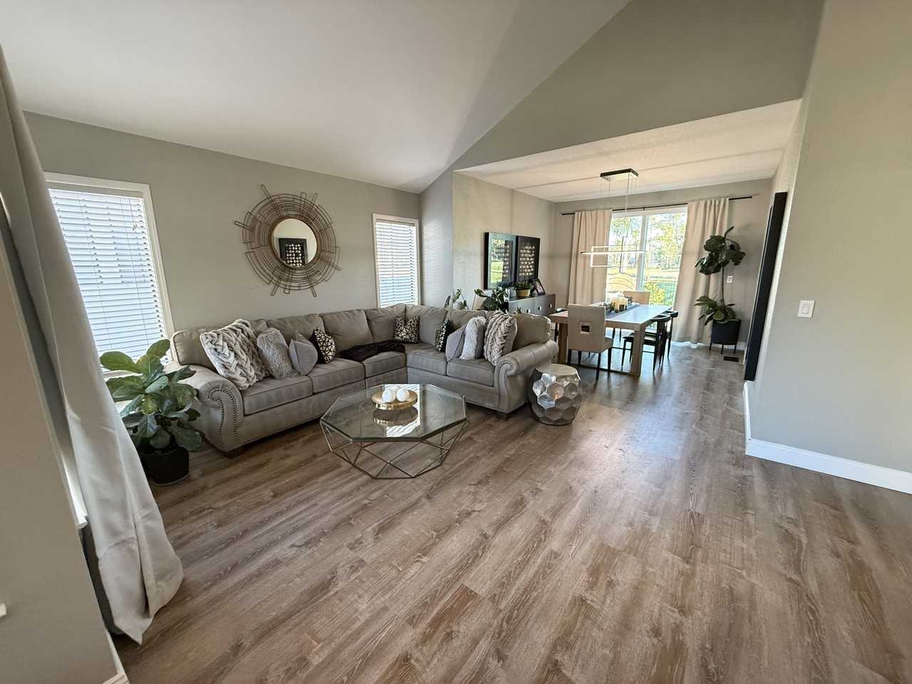 5330 Edgeview Dr #NA - Photo 4 of 22
