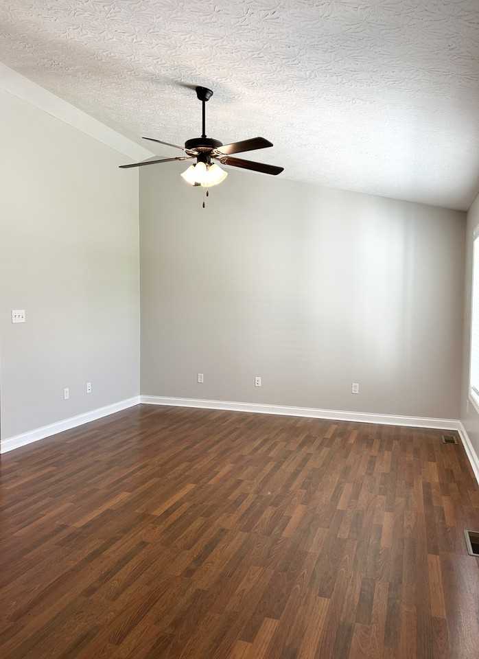 1357 Winnipeg Way #NA - Photo 3 of 15