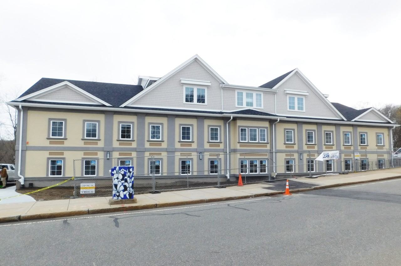 20 Milton St #104