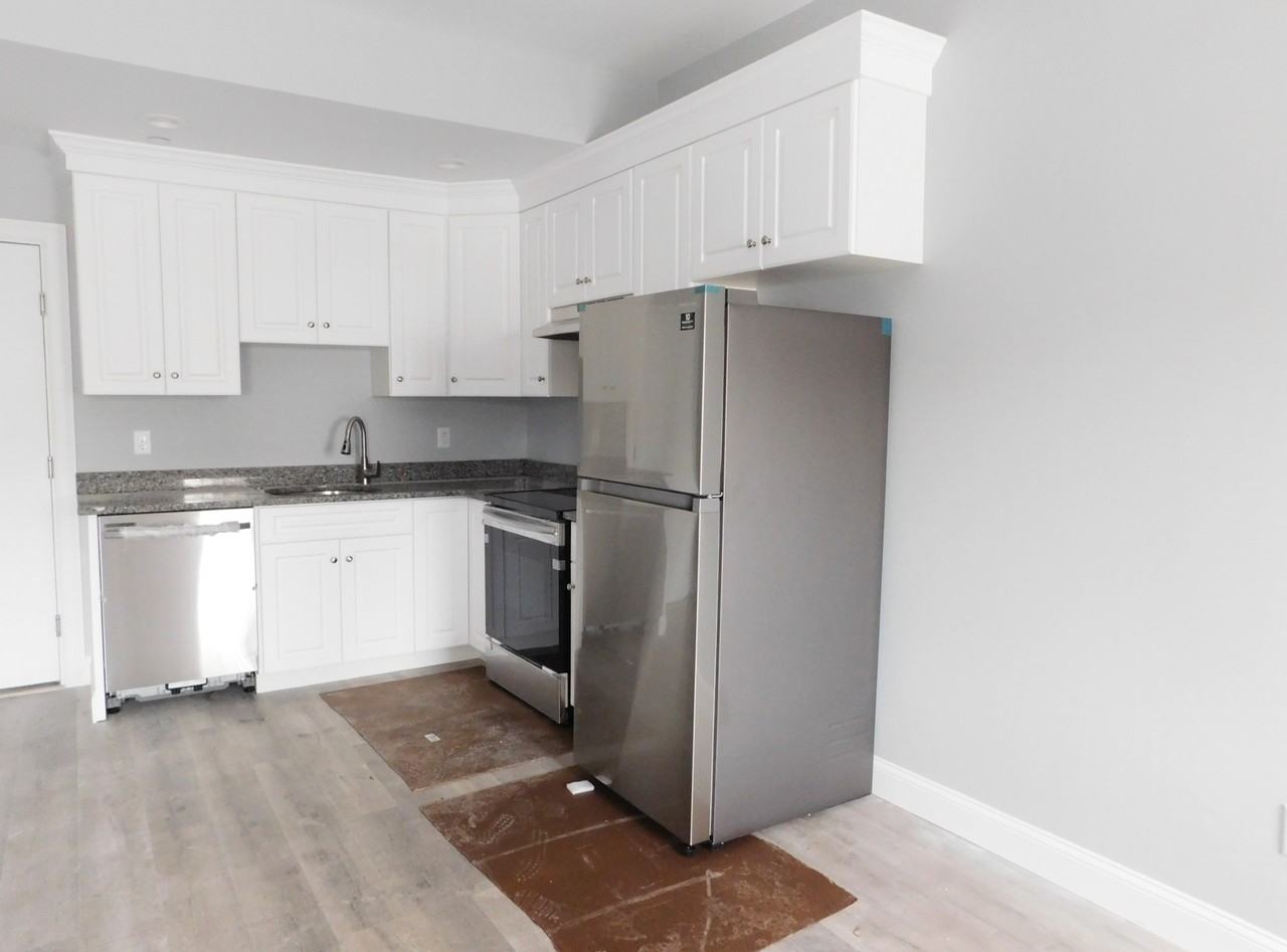 20 Milton St #104 - Photo 7 of 11