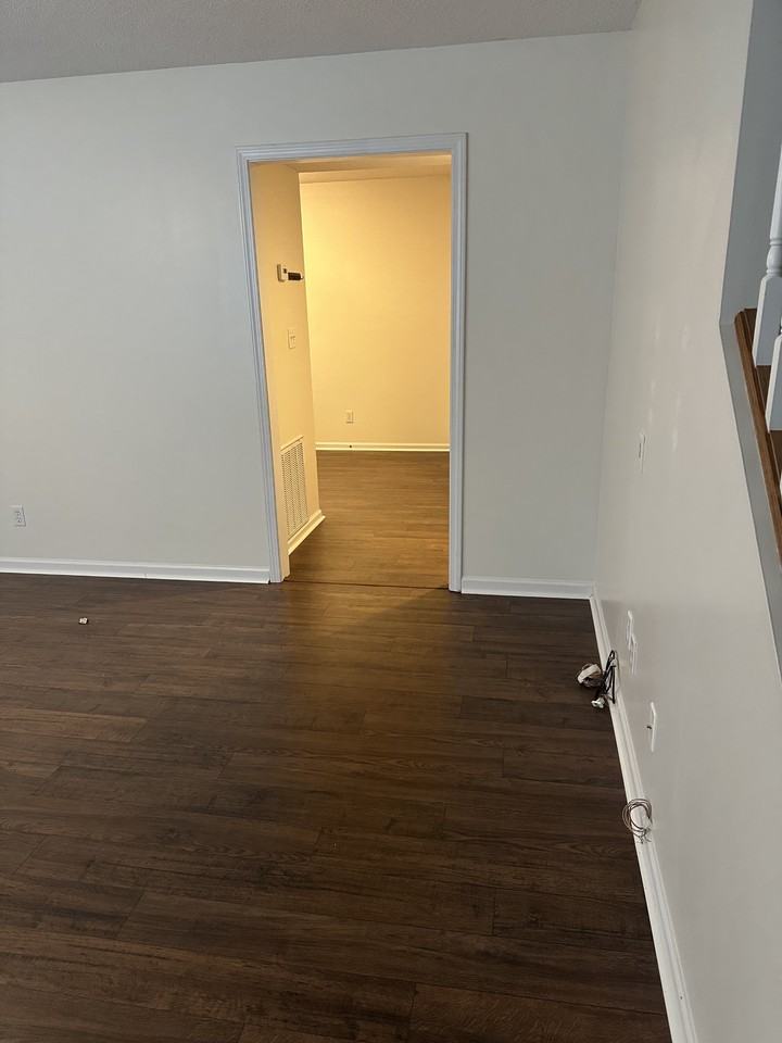 4742 Scepter Way #NA - Photo 4 of 20
