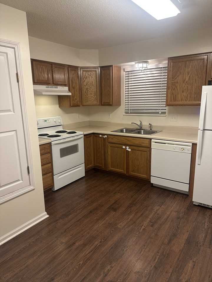 4742 Scepter Way #NA - Photo 7 of 20