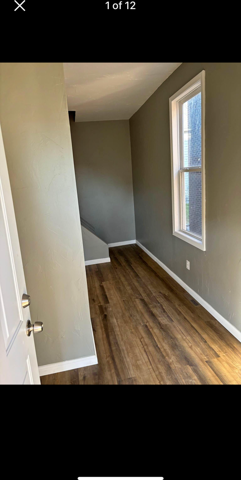 404 1st St #404 - Photo 2 of 12