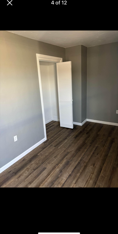 404 1st St #404 - Photo 4 of 12
