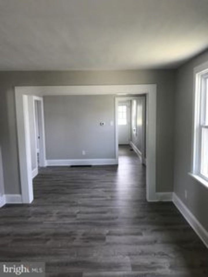 206 Virginia Ave #NA - Photo 2 of 8