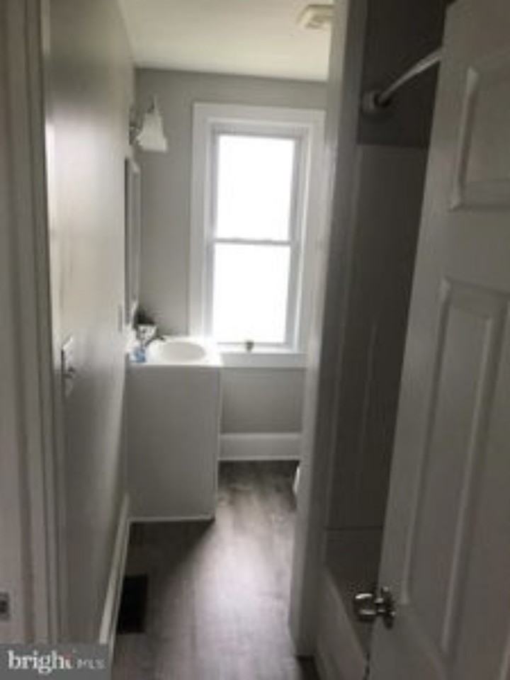 206 Virginia Ave #NA - Photo 5 of 8