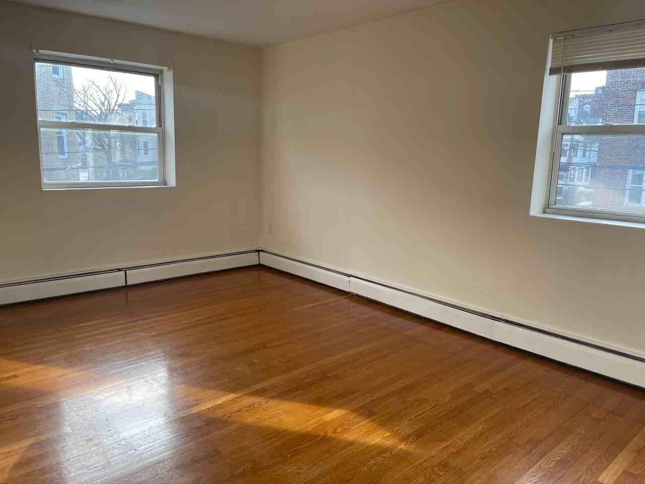 40 Gardner St - Photo 6 of 6