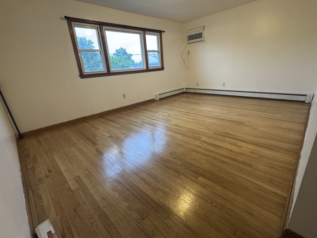190 Baltimore Ave #2