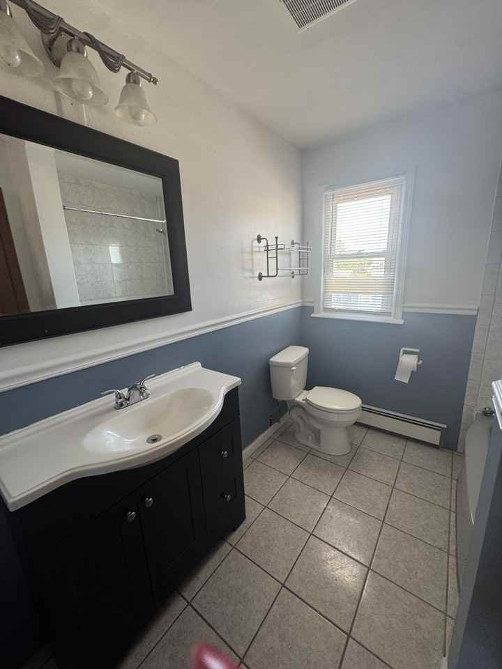 190 Baltimore Ave #2 - Photo 7 of 12