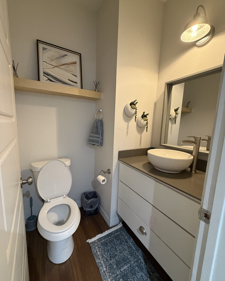 1226 Lakeside Blvd #B - Photo 6 of 25