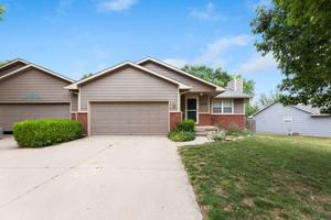 featured image of 1426 N Rawhide Dr #NA