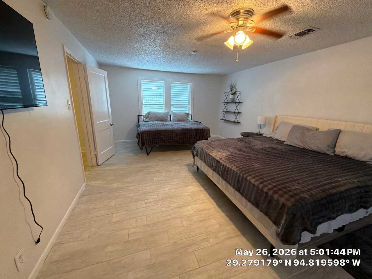 2412 51st Street #A - Photo 6 of 39