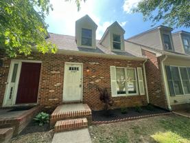 1047 Blue Ridge Dr - Photo 1 of 1