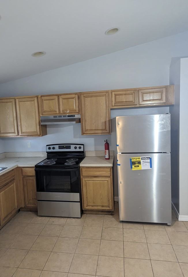 6024 W Jones St #NA - Photo 4 of 10