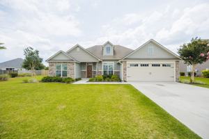 featured image of 3872 Karaline Cir