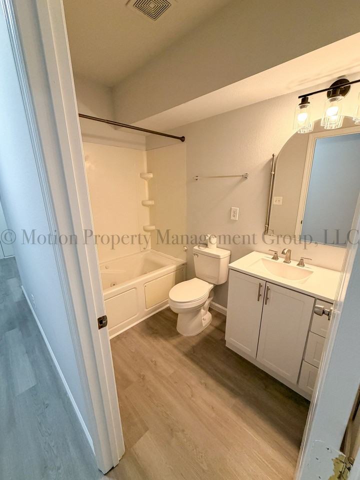 6920 Northside Drive - Photo 6 of 11