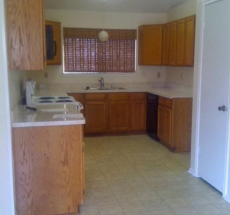 1311 Petunia Dr #NA - Photo 4 of 5
