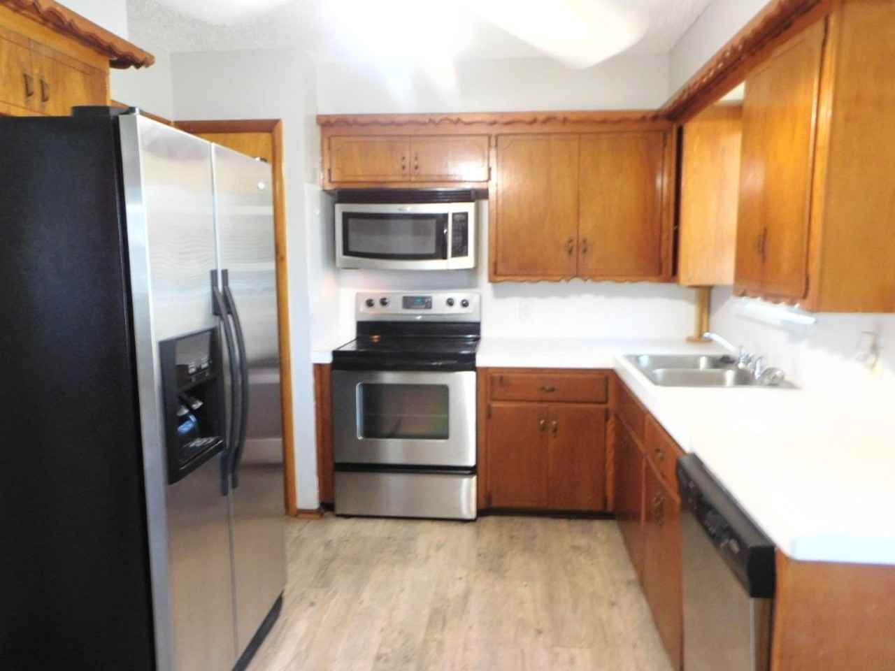 3308 Sw Salinas Dr - Photo 3 of 8