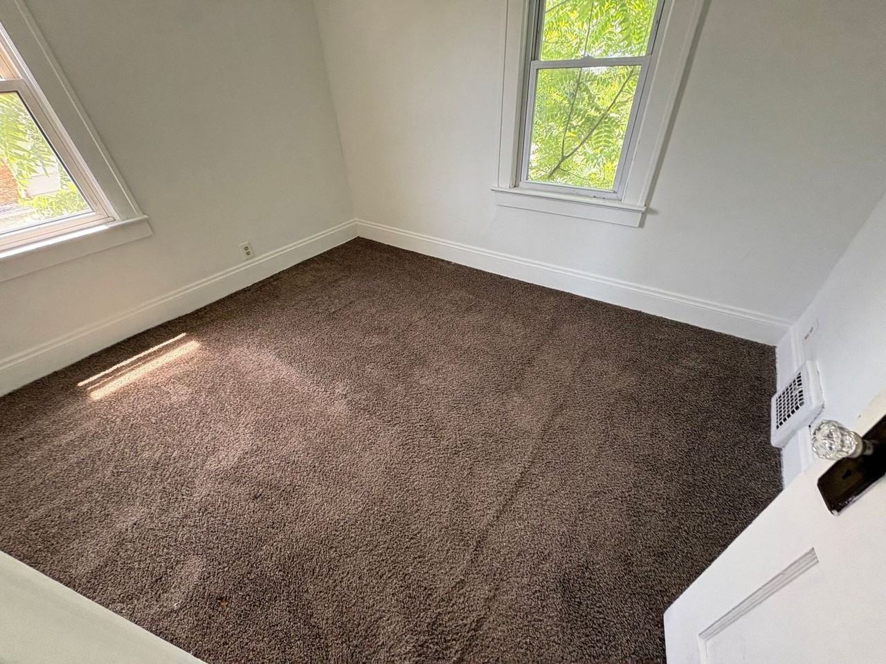 5052 E 88th St - Photo 5 of 10