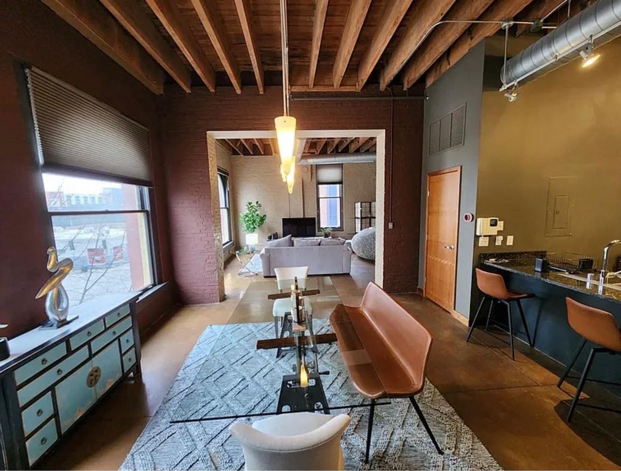 309 E Market St #313 - Photo 6 of 35