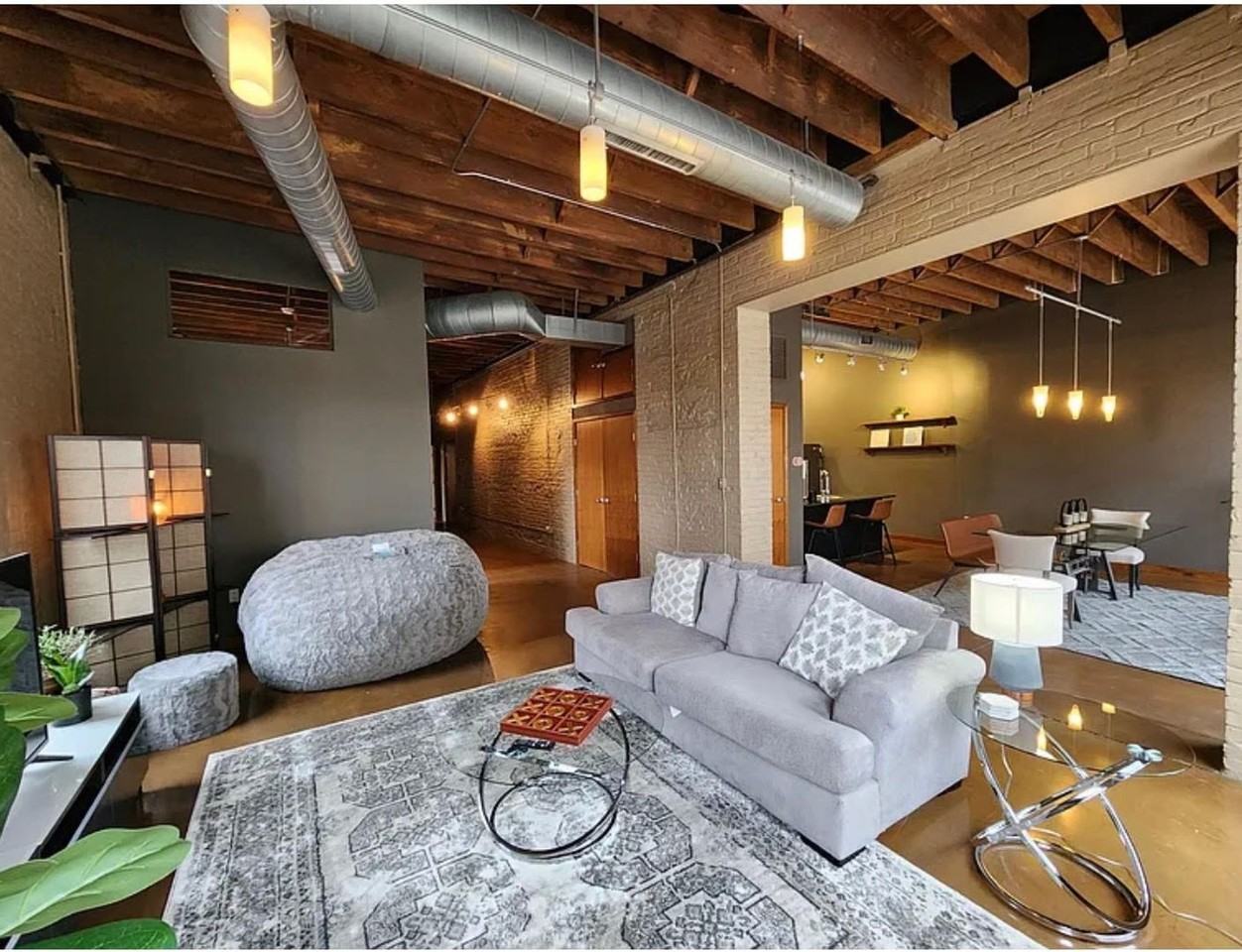 309 E Market St #313 - Photo 7 of 35