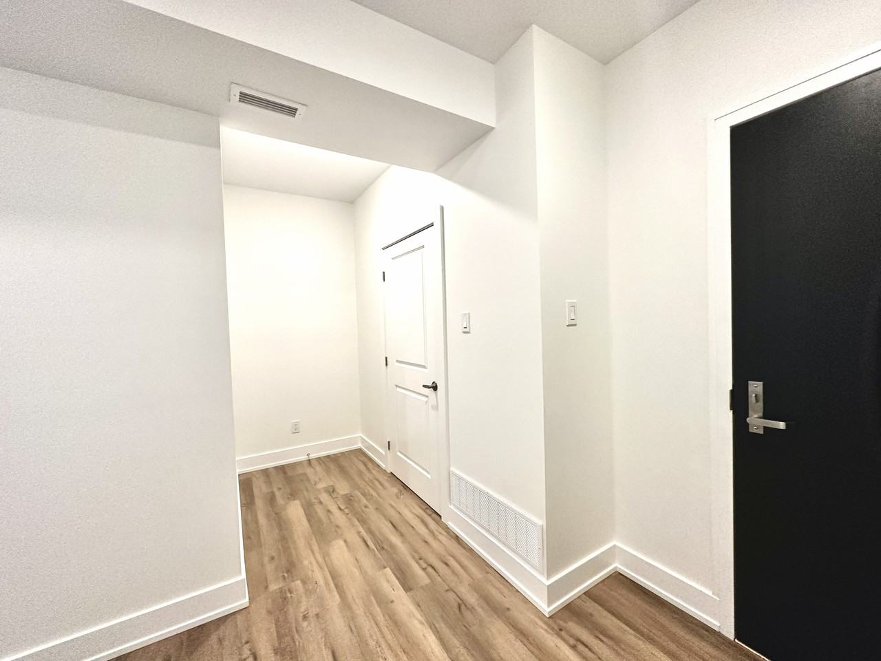 180 Cope Drive #301 - Photo 3 of 14