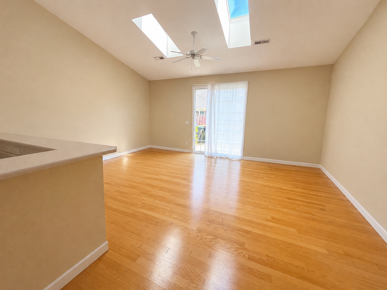 331 Monlandil Dr #1 - Photo 2 of 4