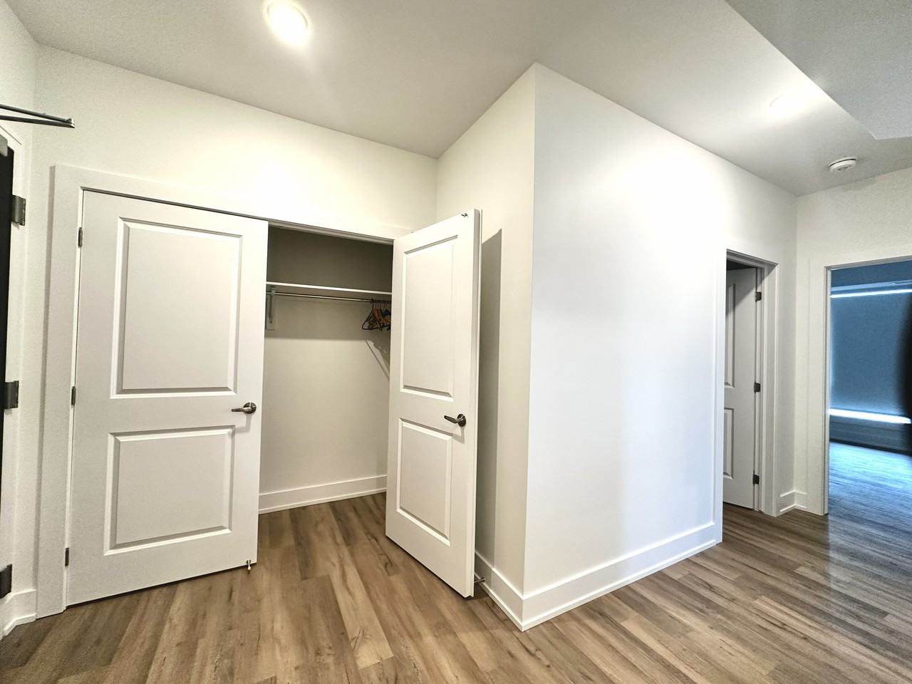 180 Cope Drive #301 - Photo 5 of 14