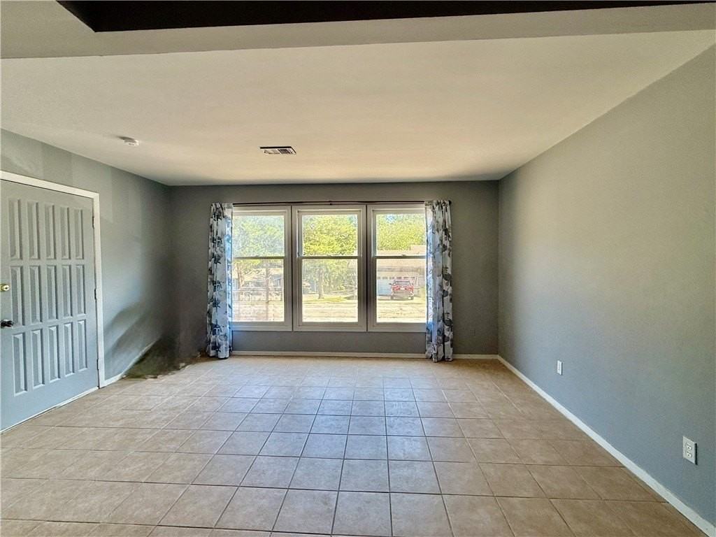 20 Annette Ln - Photo 7 of 32
