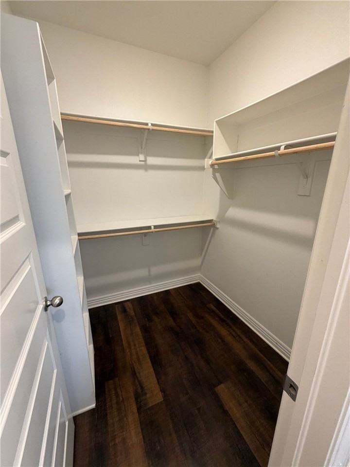 2307 Brook Ln - Photo 6 of 7
