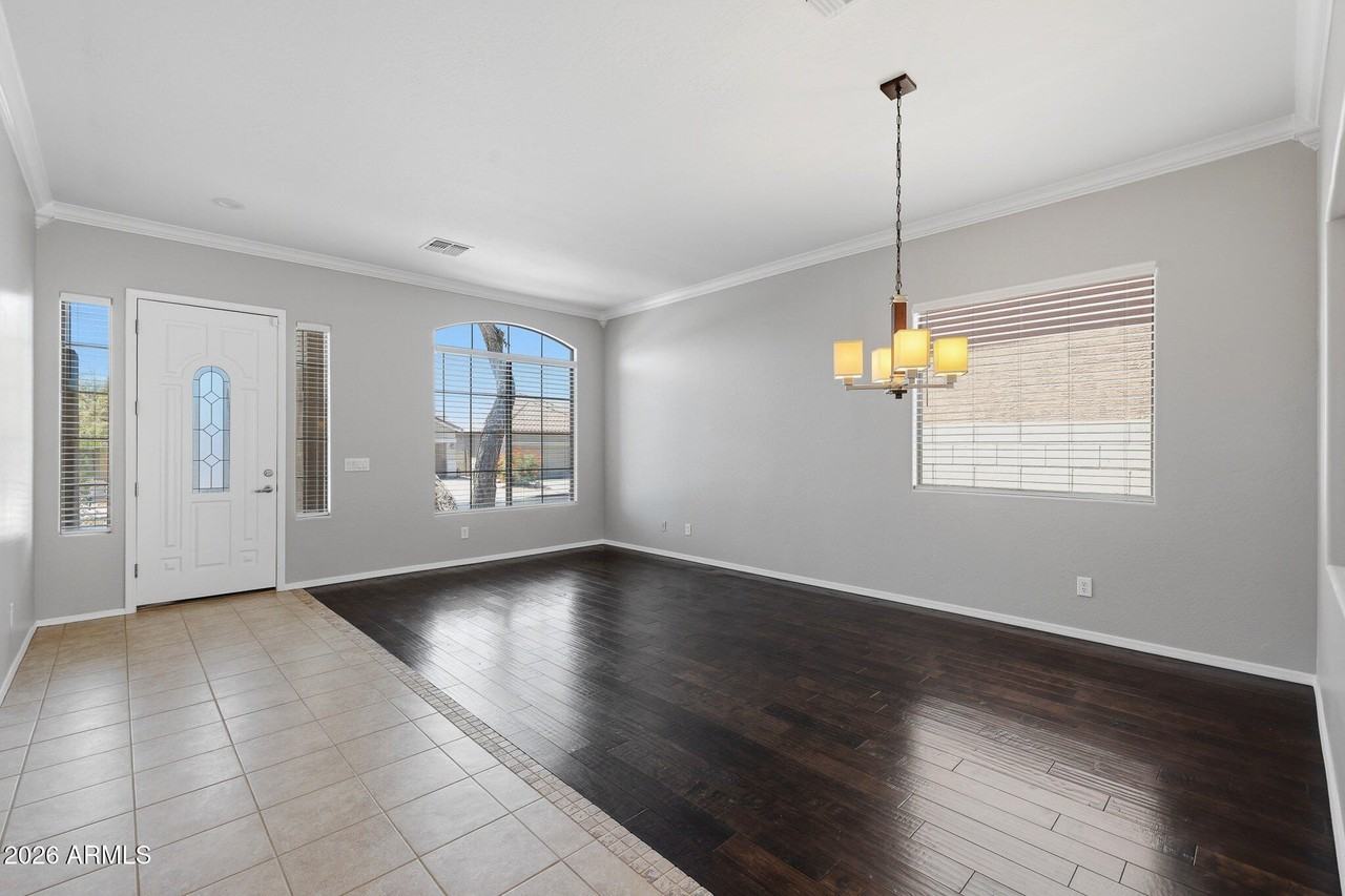 2418 W Red Range Way - Photo 2 of 34