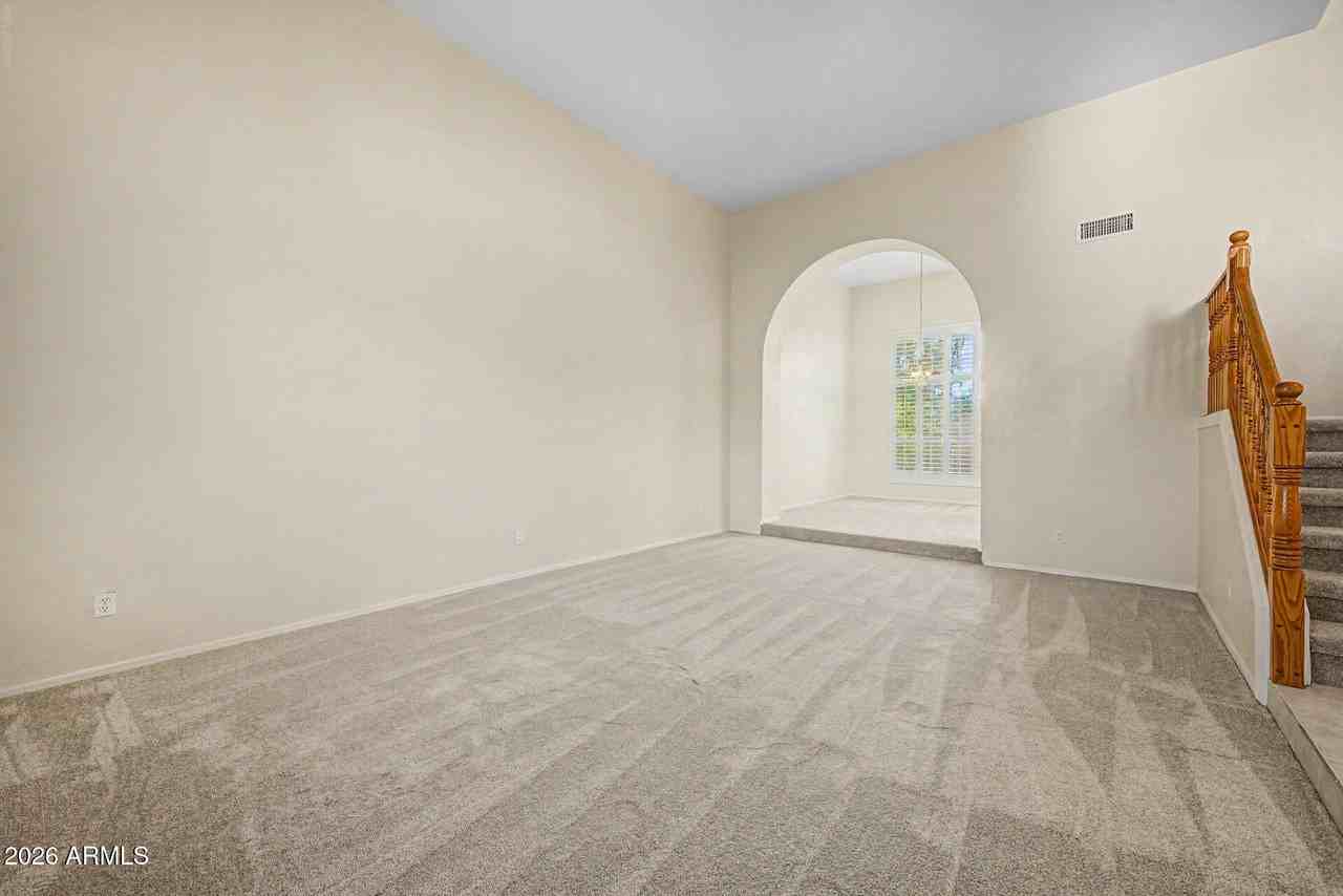 1722 E Samuel Dr - Photo 6 of 50