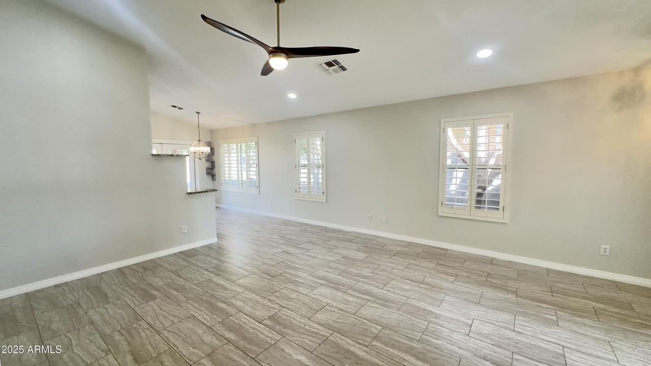 8160 W Mary Ann Dr - Photo 2 of 21