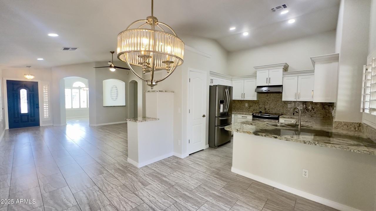 8160 W Mary Ann Dr - Photo 6 of 21