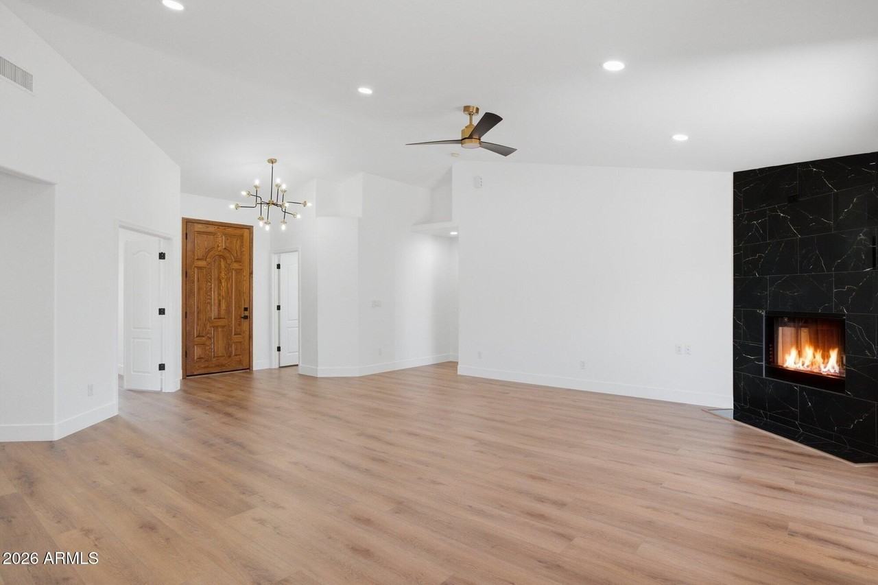 15005 N Rica Vida Way - Photo 2 of 20