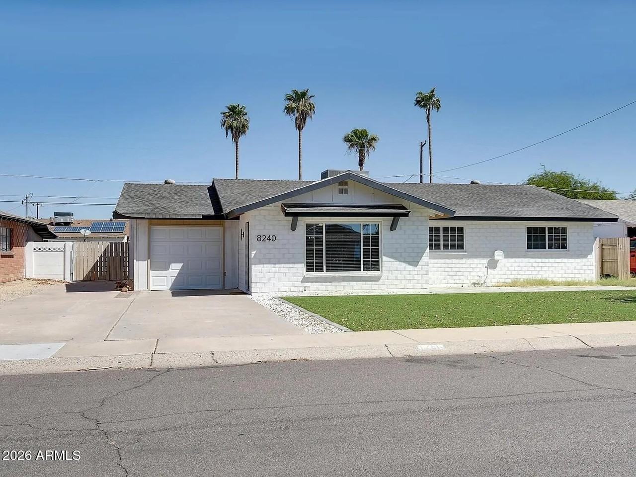 8240 E Monterosa St - Photo 4 of 6