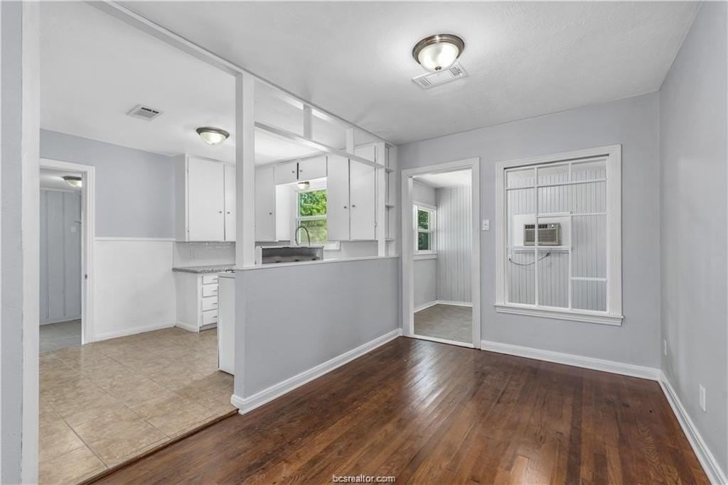 401 Dunn St - Photo 3 of 7
