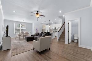 featured image of 2108 Jax Dr