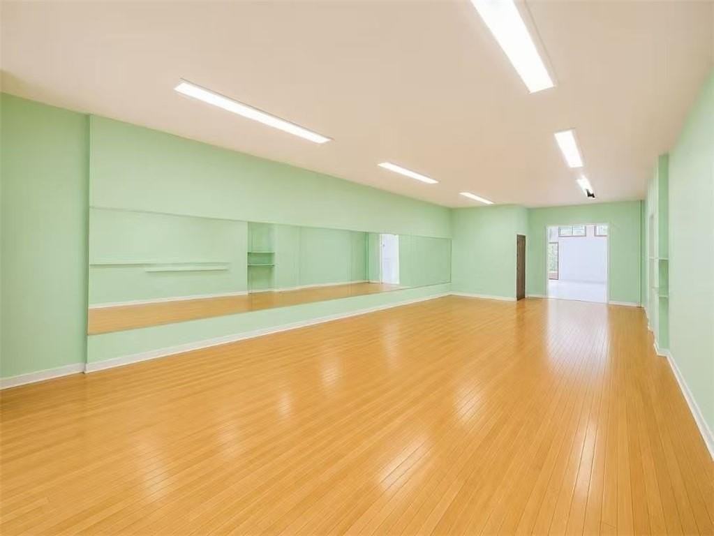 7109 20th Ave - Photo 5 of 9