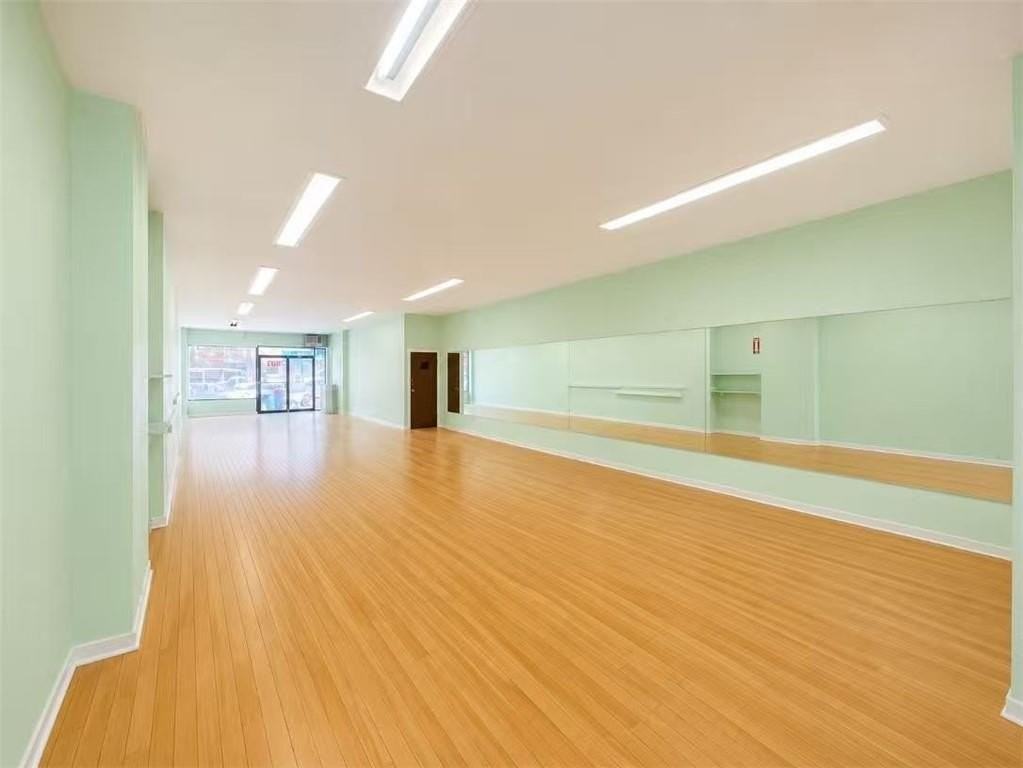 7109 20th Ave - Photo 6 of 9