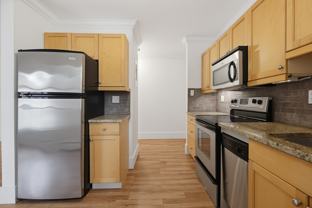 10172 113 St Nw #7 - Photo 1 of 1